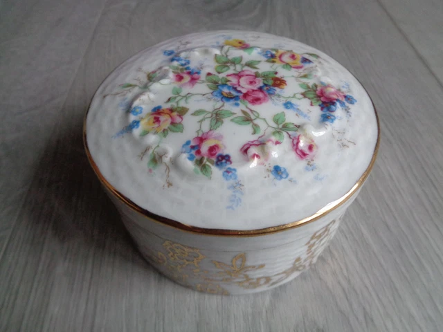 Ancienne Dinette En Porcelaine Pour Enfant – France – Déco Fleurie