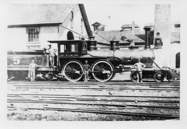2D127 2NDGEN RP 1910s?/40s ELMIRA CORTLAND & NORTHERN RAILROAD 440 LOCO #5