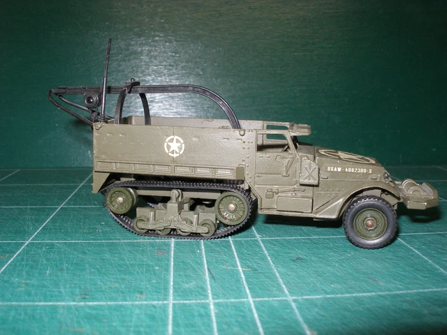 1/50 SOLIDO VÉHICULE Miniature HALF TRACK PROJECTEUR Militaire EUR 12 1/50 SOLIDO VÉHICULE Miniature HALF TRACK PROJECTEUR Militaire EUR 12
