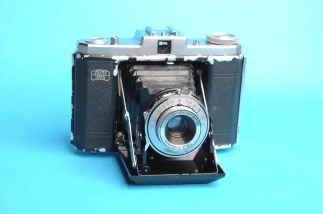 Zeiss Ikon NETTAR 517/16 mit Novar-Anastigmat 4,5/75, analoge 6x6 Klappkamera