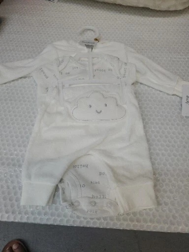 Newborn baby boy/girl 3 pc Carter's terry hoodie,pant, bodysuit cloud applique