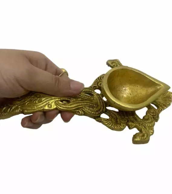 Laiton Huile Lampe Diya Insense Brûleur Arti Worship Main Portable Diya Puja