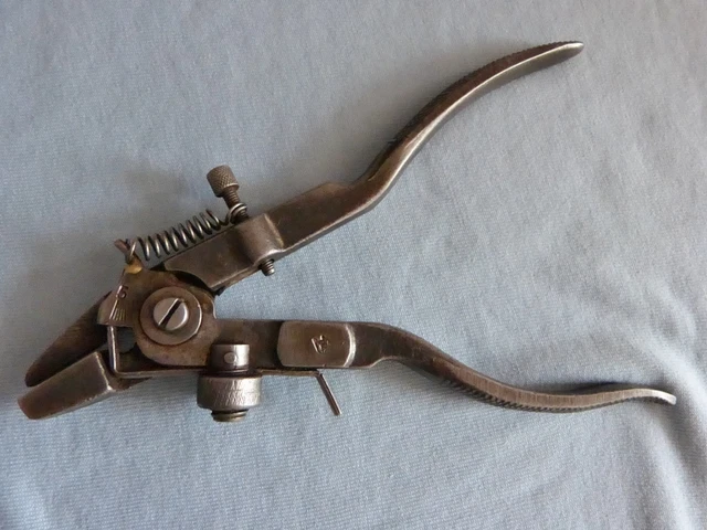 Pince à Avoyer Ancienne - Outil Vintage De Menuisier/ébéniste - Très Bon état