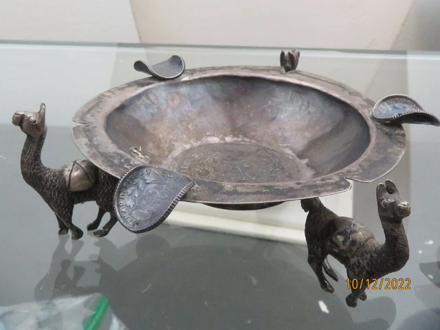 Vintage 2 Peru Sterling Silver LlAMA ALPACA Cigarette Coin Ashtray Hand Hammered