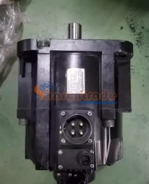 1PCS D'Occasion yaskawa Servo Moteur SGMRV-37ANA-YR12