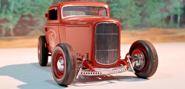 gmp製 1932 Ford Roadster 15周年記念限定品 GMP 1:18 SCALE 1932 Ford Roadster - Rodder's Journal Series