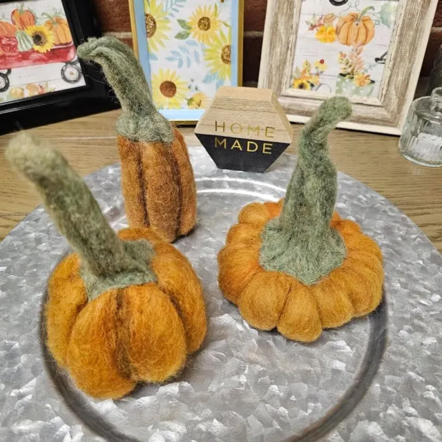 Mini decoración de calabazas de fieltro con aguja (juego de tres) otoño, Halloween...