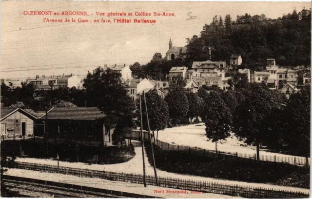CPA Clermont en Argonne-Vue générale et Colline Ste Anne (184206)