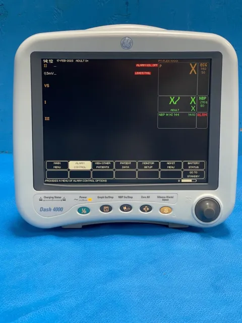 GE DASH 4000 Patient Monitor-  Clean , well maintained.  - w/ CO2