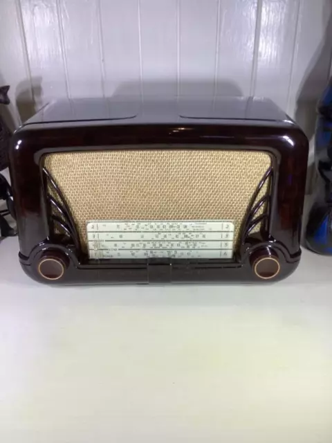 Near Mint Vintage  Bakelite  Stromberg Carlson Valve Radio