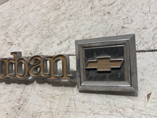 1973-1988 Chevrolet Suburban Rear Tail Gate Or Barn Door Emblem GM 14016626 2