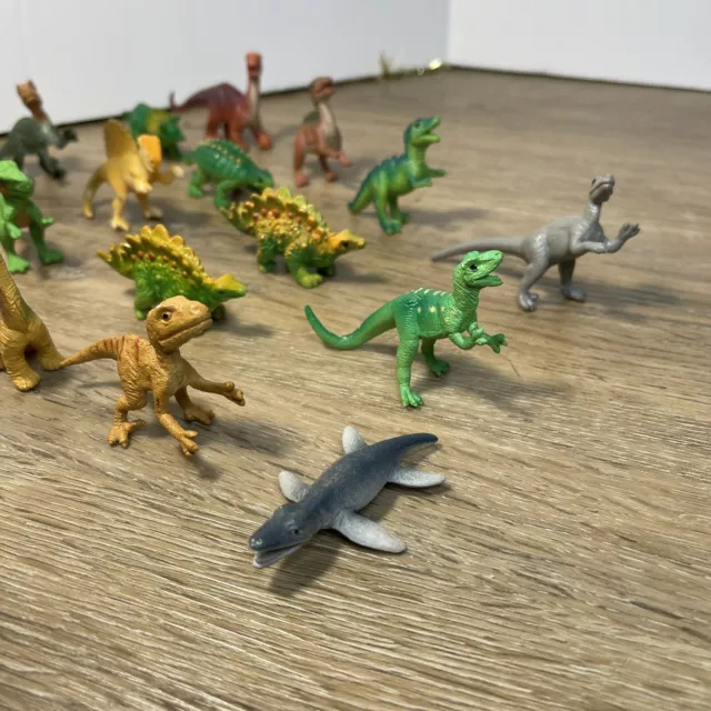 Safari Ltd Mixed Lot Dinosaur Mini Figure Lot of 18 Prehistoric Collectibles 2