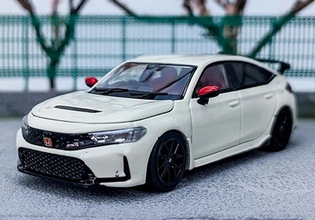 Motorhelix Honda Civic Type R (FL5) Crystal Black Pearl + Engine 1/18. M85303