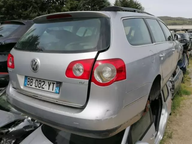 Train arriere complet VOLKSWAGEN PASSAT 5 3C0505235AC