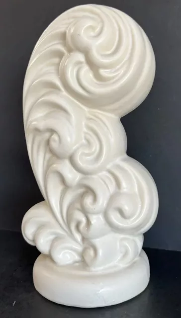 Haeger Plume Feather Vase Art Pottery Cream  scroll Retro Vintage  10’ excellent