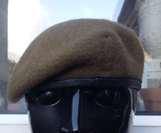 thumbnail image 2 of Small British Army Black Beret – Military 55cm-56cm (New) 2 of 6