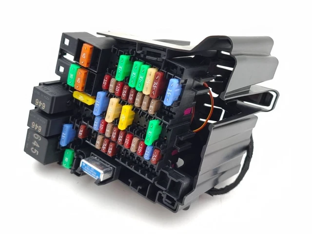 FORD EXPLORER 2025 Fuse Box Control Module Relay Box 5WA937615 ...