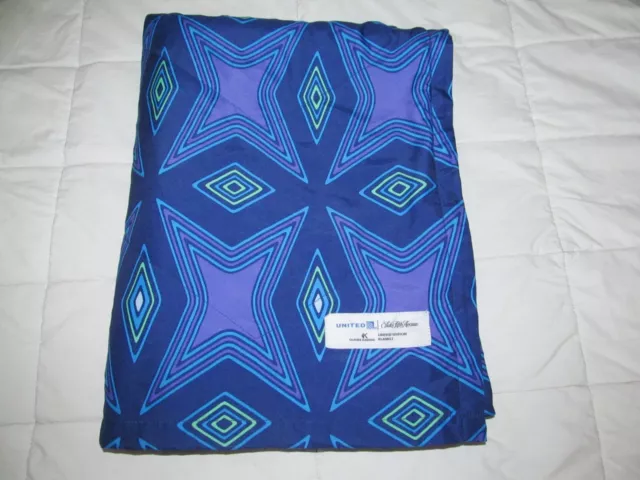 UNITED AIRLINES Polaris class CLAUDE KAMENI limited edition blanket duvet throw