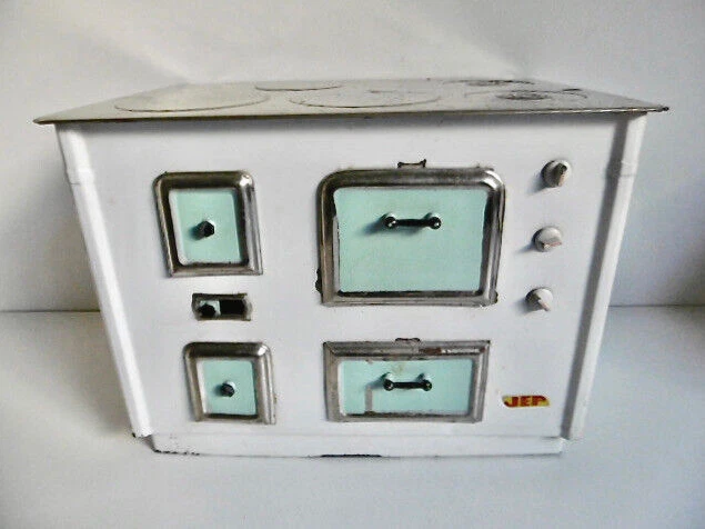 Grande Cuisinière JEP En Tôle Peinte – France – Époque Unis – 31 X 22 X 21 Cm