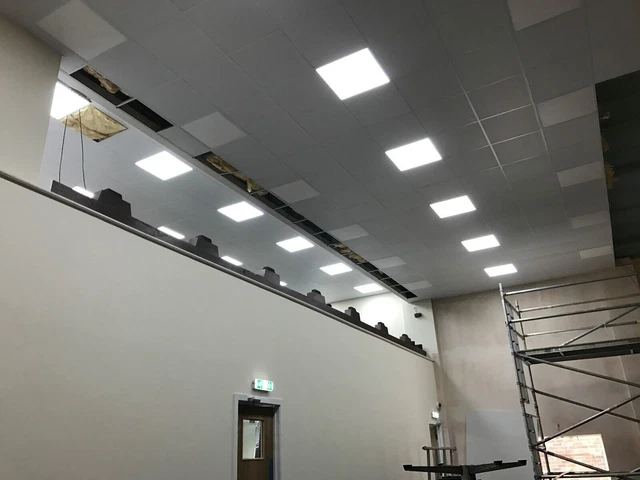 10m2 weiß abgehängtes Deckengitter Metallrahmen System Kit 600 mm x 600 mm keine Fliesen