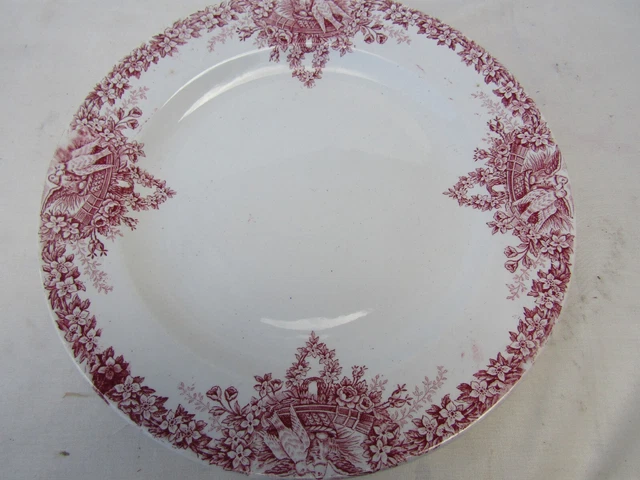 plat rond en  terre de fer saint amand colombier  30 cm de diametre