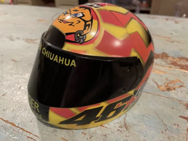 Casco valentino rossi 2025 soleluna
