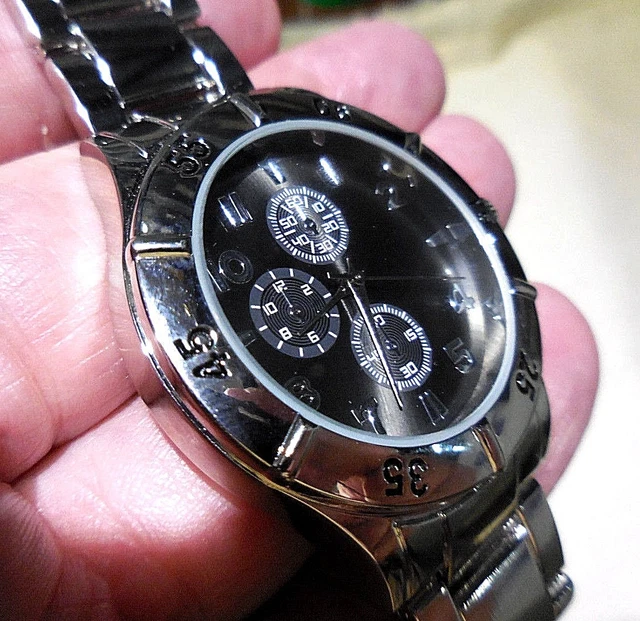 Montre LIP Classics Atlas For Men - Vintage Années 80 - État Occasion (jamais Portée)
