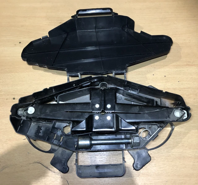 2001-2014 Vauxhall Vivaro Renault Trafic Jack Set Tool Kit Wheel Tools Spare