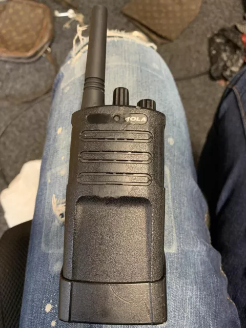 Motorola XT460 16-Channel Handheld Radio - Black