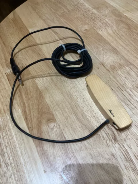 Shadow SH330 acoustic guitar pickup with lead