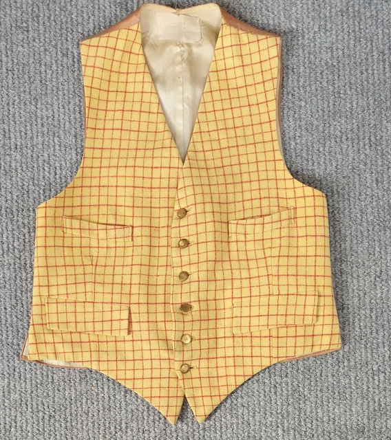 "Cappotto vita vintage giallo e rosso in lana a scacchi taglia XS, circonferenza petto 36"