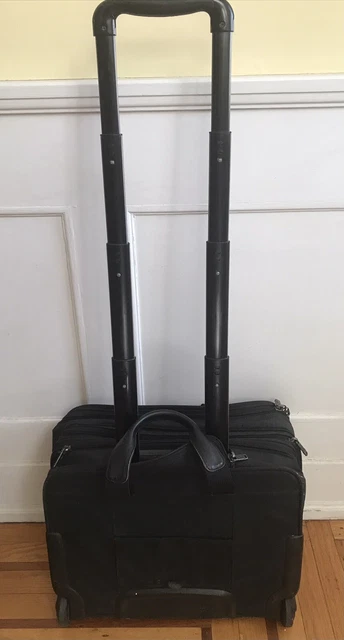 TUMI Ballistic Nylon Roller Bag—Telescoping Handle—Black 3