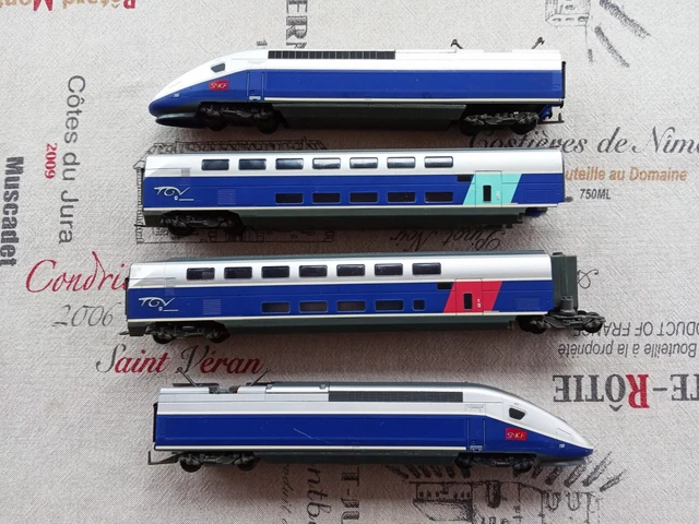 TRAIN ÉLECTRIQUE HO sncf LIMA TGV PSE voitures intermédiaires Golden