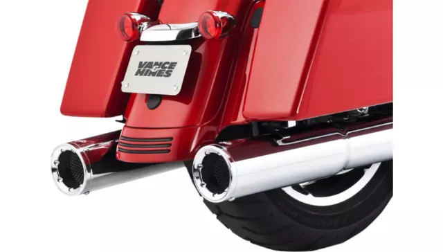 Vance & Hines 4.5" Hi-Output Slip On Mufflers Chrome HD Street Glide FLHX 17-21