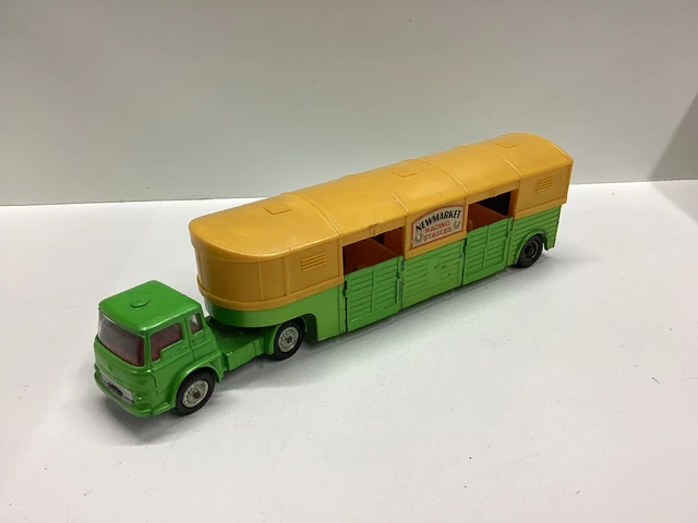Camion Miniature Corgi Major Toys 1/43 – Berliet Horse Box Transport Chevaux Années 70