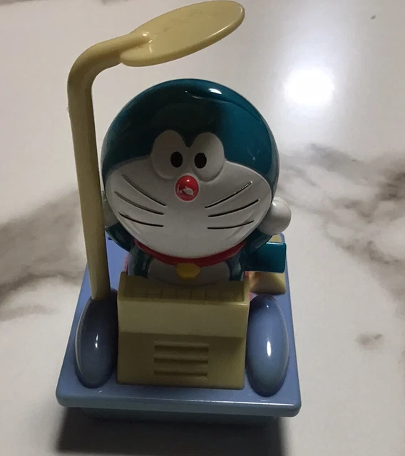 MCDONALD'S HAPPY MEAL.DORAEMON Flying Time Machine toy figure.2008