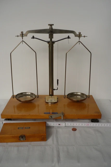 Alte Feinwaage + Gewichtssatz 2mg - 50g, August Sauter, Ebingen