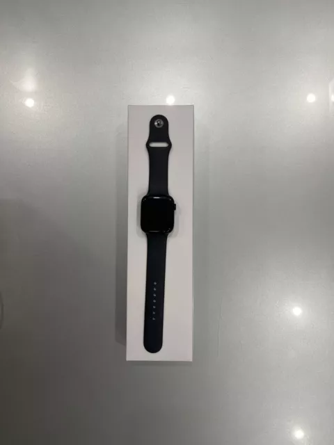 Apple Watch Series 8 45mm Cassa in Alluminio Color Mezzanotte con Cinturino...