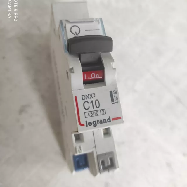 A9P71620 - SCHNEIDER] Disjoncteur 20A - iDT40K Acti9 - 4.5kA - Courbe C