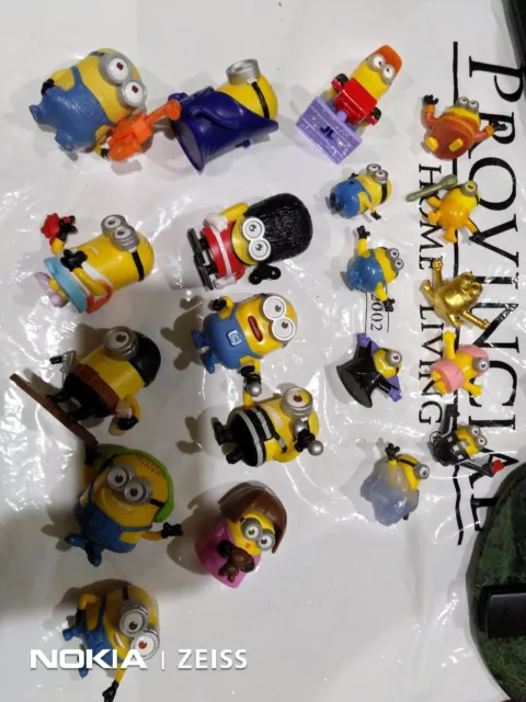 20x MINIONS Despicable Me FIGURES Characters TOYS McDonalds BIG LOT