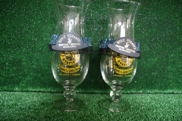 RARE 2 X Rosie O'Gradys Goodtime Emporium Hurricane Glasses & Garters 2