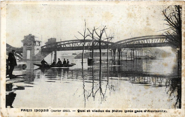CPA AK PARIS Quai et Viaduct du Metro FLOODS 1910 (605880)