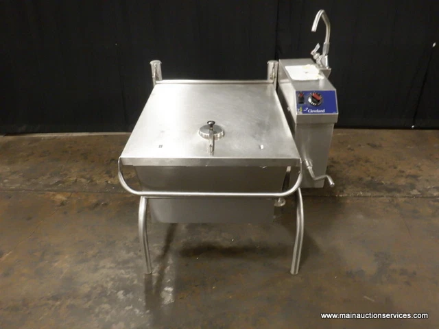 Cleveland SEL-30-T1 30 Gal Electric Tilt Skillet