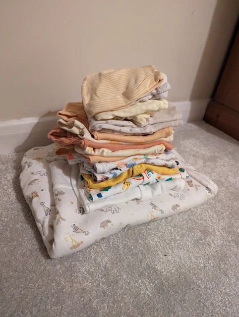 Newborn/ 0-1 / 0-3 / Gender Neutral / Unisex / Baby Clothes Bundle / Yellows 3