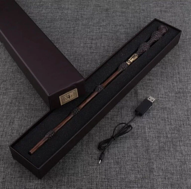 HARRY POTTER ZAUBERSTAB Real Flame Shooting Cosplay Dumbledore Feuer Wand Boxed EUR 47,59