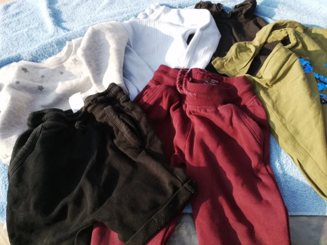 Girls.   age 2/ 5 years  bundle jogger jumper play clothes