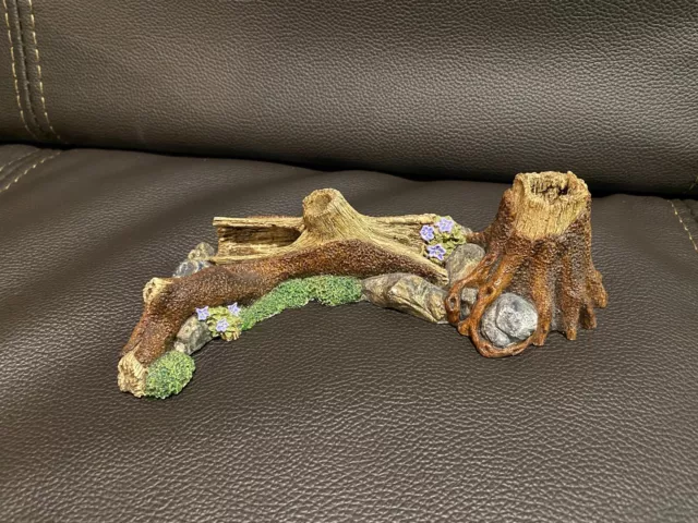 Wee Forest Folk Habitat Hideaway Hollow Log Displayer triple stump vintage 1997