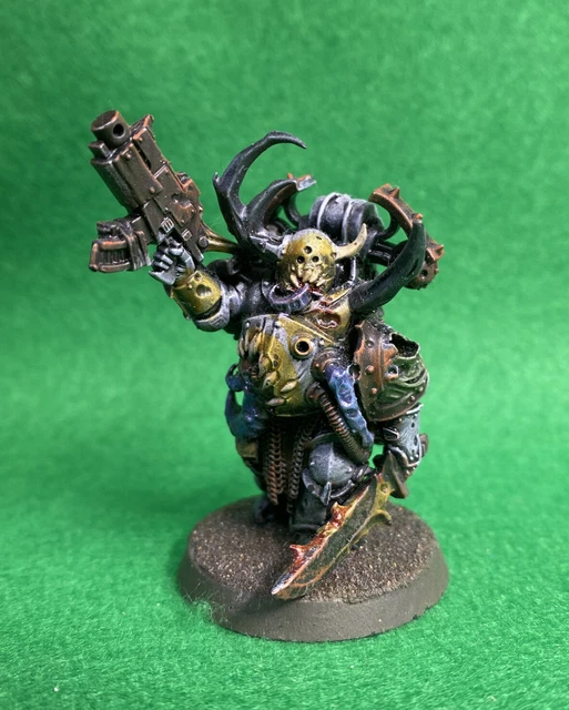 Games Workshop Warhammer 40k &ndash; Tenente Titus Space Marines, Miniatura Sigillata