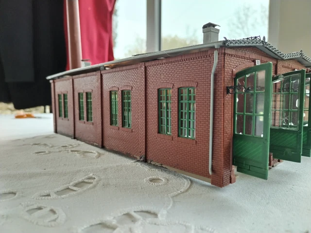 Cabanon De Train Burgstein Piko - Échelle HO - Pour Maquettes De Gare - Modélisme Ferroviaire