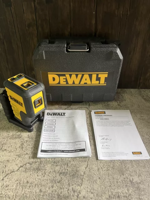 DEWALT DW08302CG Green Self-Leveling 3-Spot Laser Level